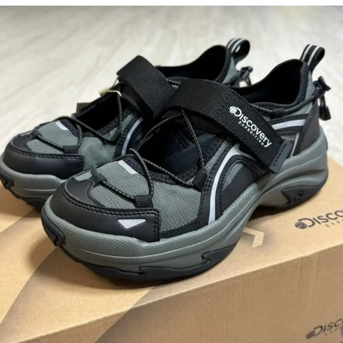 DISCOVERY EXPEDITION | 디스커버리 Discovery Expedition Wave