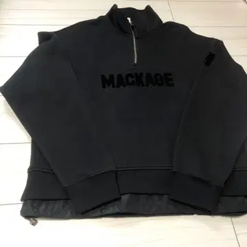 MACKAGE 맥케이지 하프 지퍼 새상품급