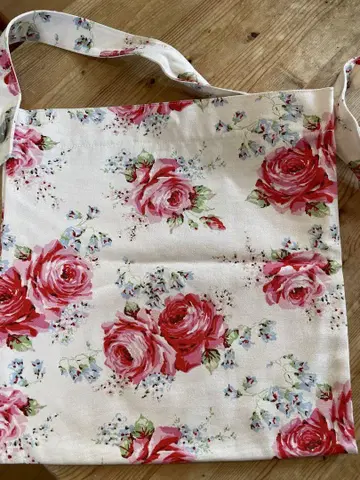 Cath Kidston 플라워 프린트 숄더백