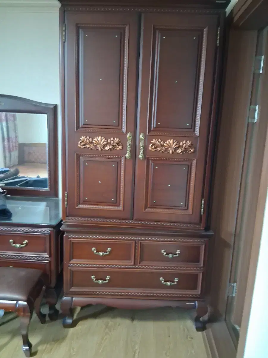 Luxury Antique Wardrobe