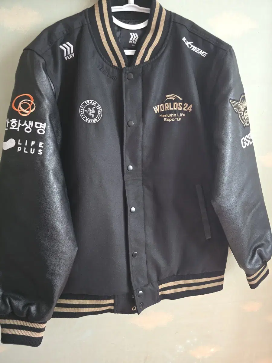 hle 한화생명 24월즈자켓 팝니다