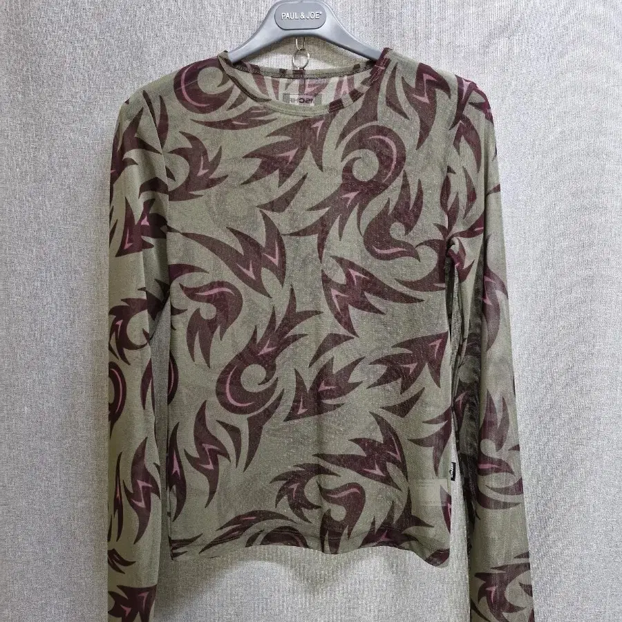 ★送料・関税込★MISCHIEF★BOAT NECK MESH TOP★ W) 미스치프 보트넥 메쉬 탑 베이지 | Mischief | KREAM