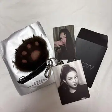 MEOVV 미아오 앨범 JELLY PAW ver. 가원 키링