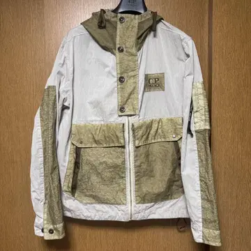 팔라스 C.P.COMPANY 후드 재킷