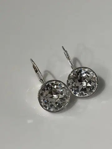 SWAROVSKI 귀걸이 화이트
