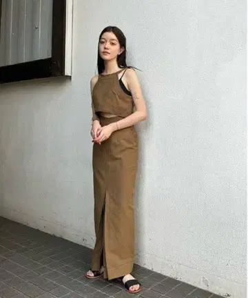 오늘의 코튼린넨 스티치 스커트