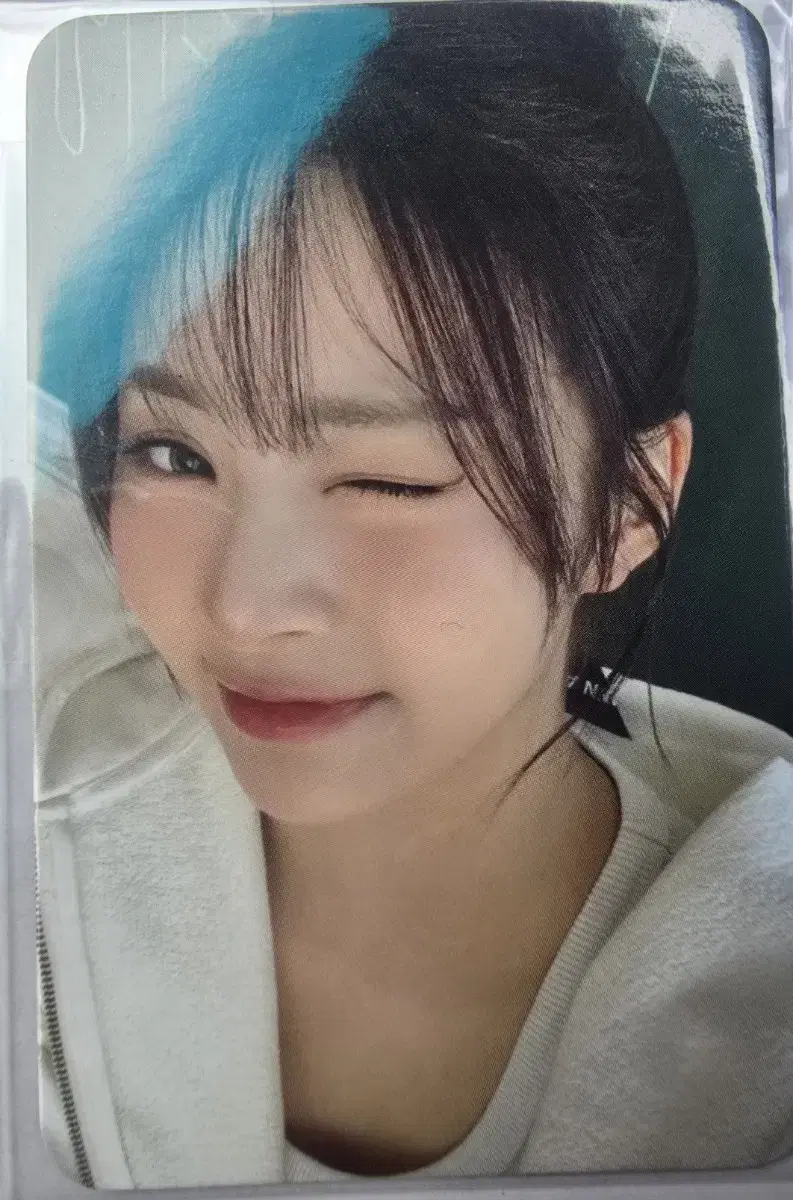 피프티피프티 pookie 공방포카 하나 팝니다.