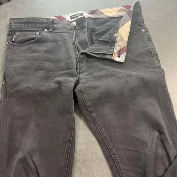 블랙 라벨 슬림 핏 블랙 데님
