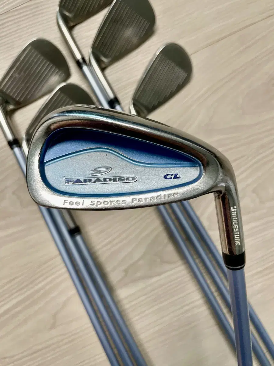 (Women's) Bridgestone Paradiso Iron Set