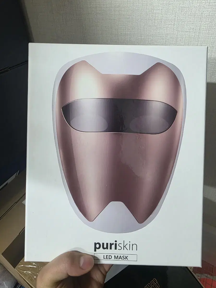 Puriskin LED Mask Pink Gold