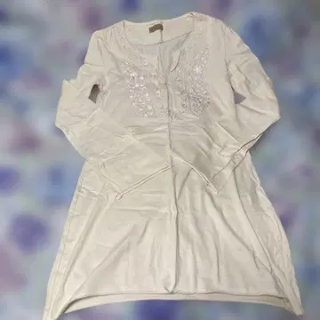 goa 자수 화이트 탑 긴팔