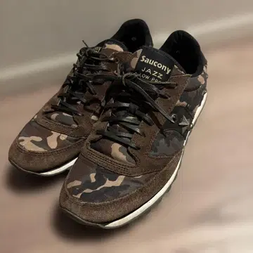 Saucony Jazz 카모플라주 스니커즈 HTC