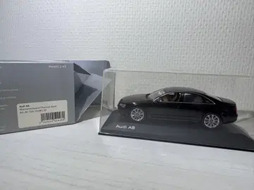 아우디 A8 미니카 1/43 블랙 케이스 포함