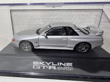 EBBRO 스카이라인 GT-R (BNR32) 1:43