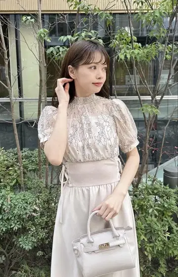 안미르 AnMILLE 레이스 도킹 원피스 베이지 핑크 베이지