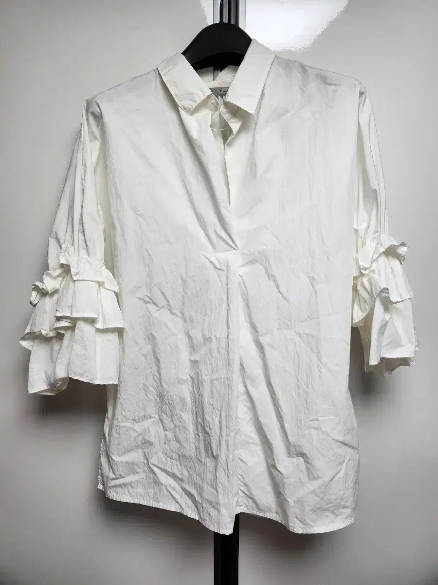 G-cut Blouse 66