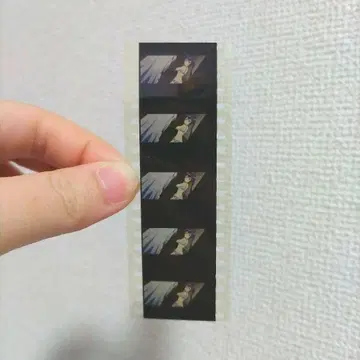 주문은 토끼입니까? 시계 부품 리제 옷 갈아입기 장면