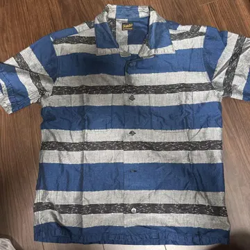 14SS T-GRADATION SHT 텐더 로인의 반팔 셔츠