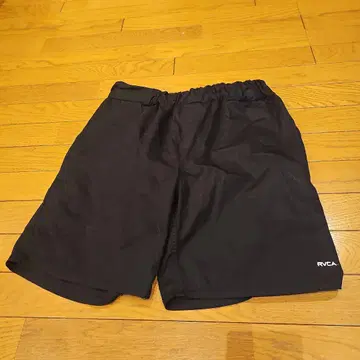 rvca 하프 팬츠