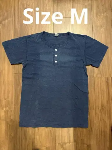 (사이즈 M) FREEMANS SPORTING CLUB 인디고 헨리 T