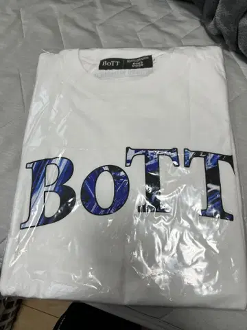 BoTT 화이트 티셔츠 MEGURU YAMAGUCHI