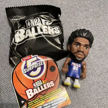NBA BALLERS Joel Embiid 피규어