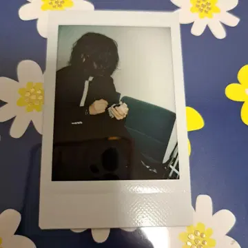 흠집 라이무 씨 폴라로이드