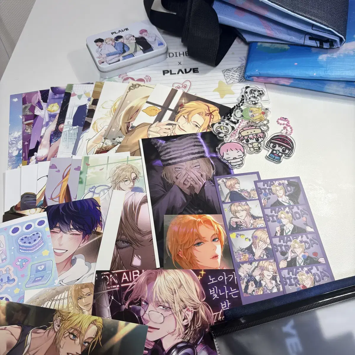 PLAVE Yejun Noah Bamby Eunho Hamin Slogan Bag Tin Case Puguu-nim Keyring Plubao