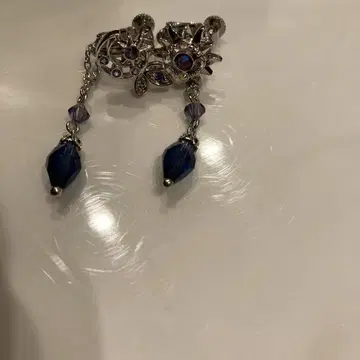 7월 3일 폐기 ANNA SUI 천체 귀찌