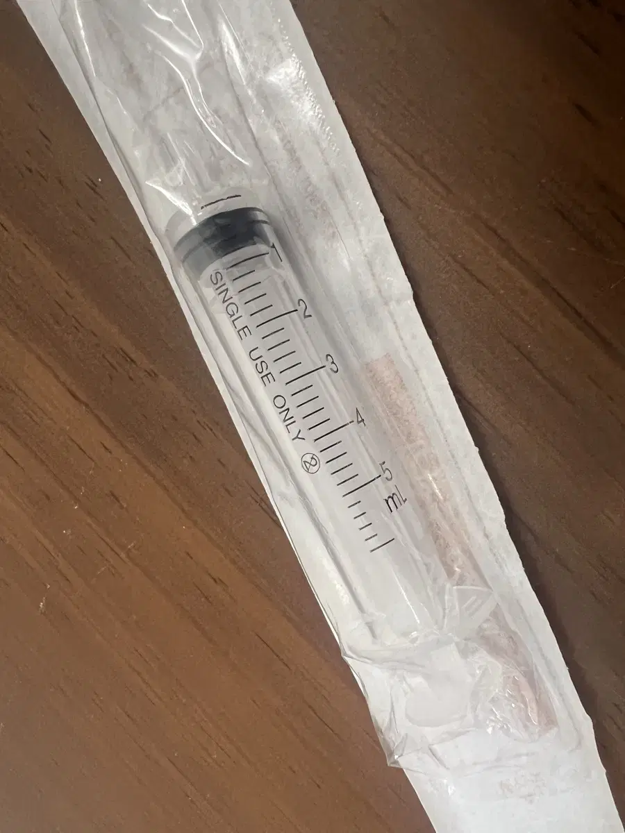 2 Reptile Feeding Syringes