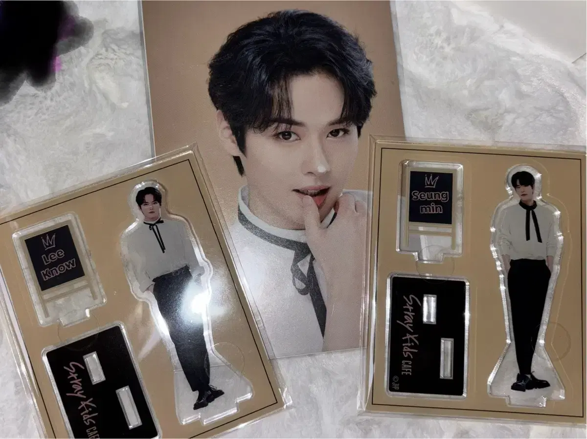 스트레이키즈 스키즈 아크릴 일본 카페 팝업 등신대 엽서 리노 승민 가관즈