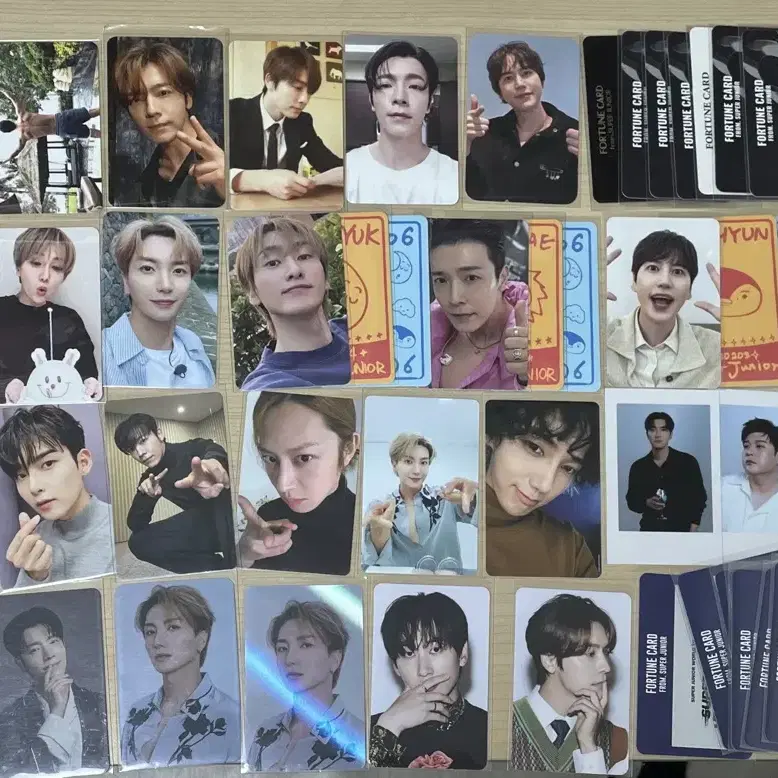 SUPER JUNIOR