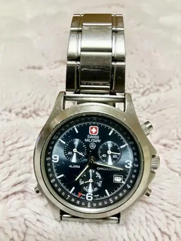 SWISS MILITARY 크로노그래프 손목시계