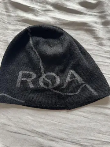 ROA 하이킹 비니