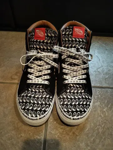 Vans 문 아이즈 할리 로우 라이더 자동차 바이크 커스텀