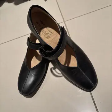 컴포트 클리닉 여성용 가죽 신발 24cm