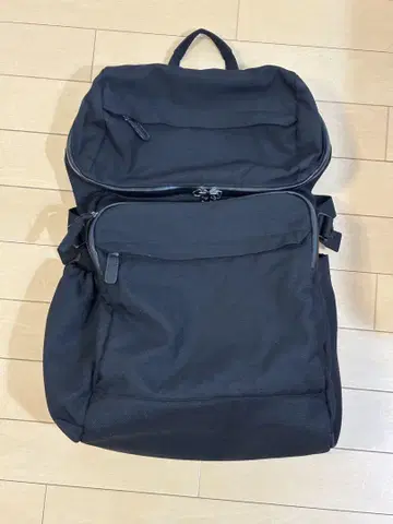 무인양품 어깨의 부담을 덜어주는 크게 열리는 럭색 구형 대용량