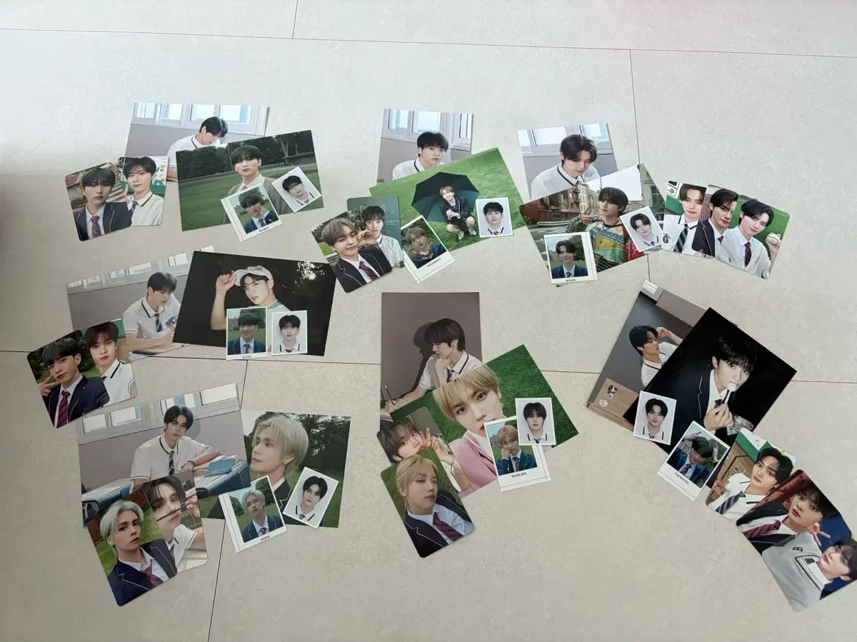 Caravity Luvity 5th Gen Key Kit + Photobook Buncheol.