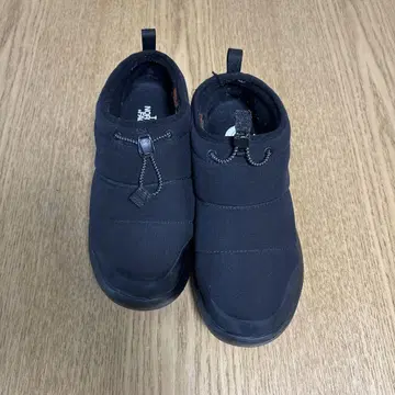 THE NORTH FACE 블랙 슬립온