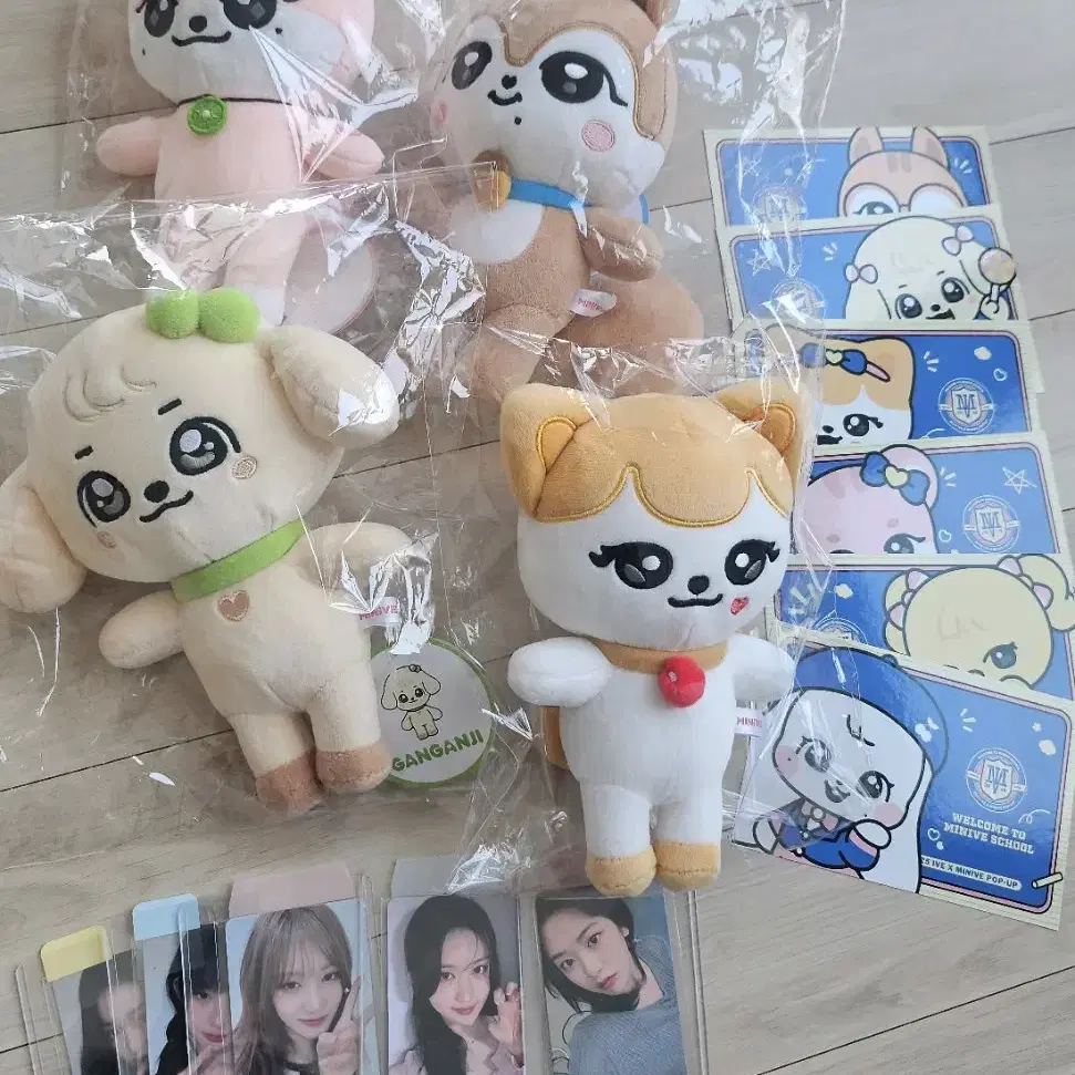 IVE MINIVE ガウル ポップアップ スクール PLUSH キーリング Pre-Order] IVE MINIVE School Pop-Up MD - School Plush