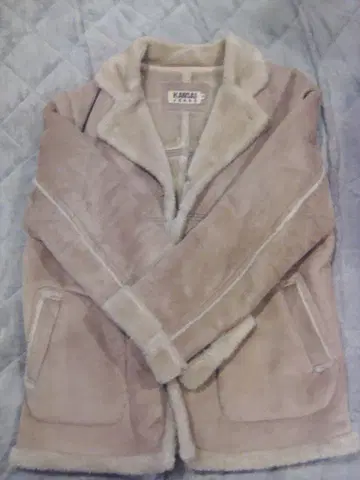 남성용 무스탕 코트 보아