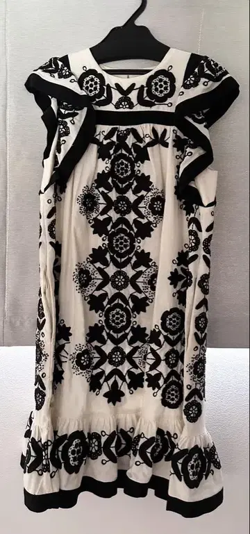 SEA New York 꽃무늬 자수 슬리브리스 원피스