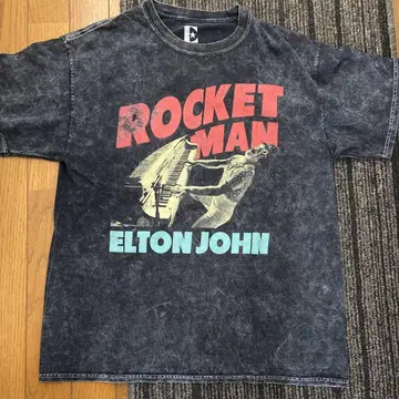 ROCKET MAN ELTON JOHN 티셔츠