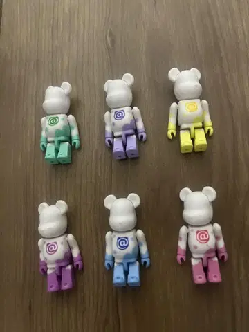 베어브릭 푸카 Q 묶음 판매 6개 세트