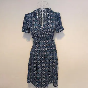 Diane Von Furstenberg 6-1 아가일 블라우스 원피스