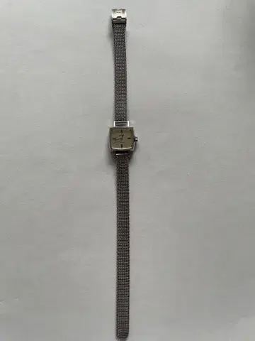 Omega Geneve 수동 와인딩 시계 실버