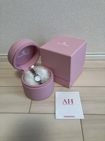 Angel Heart 실버 쿼츠 시계