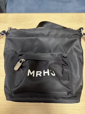 MARHENJ 블랙 숄더백