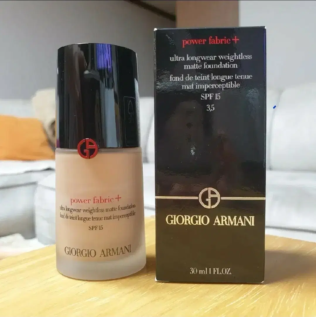 (New) Giorgio Armani Power Fabric Foundation 3.5