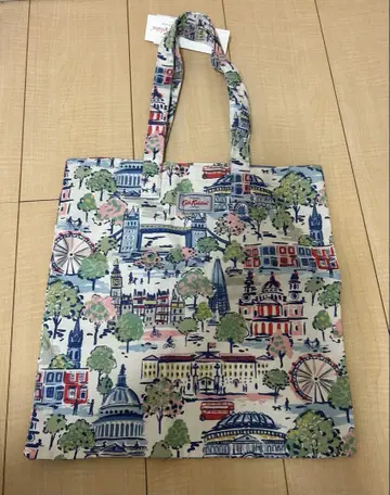 Cath Kidston 토트백 런던 뷰